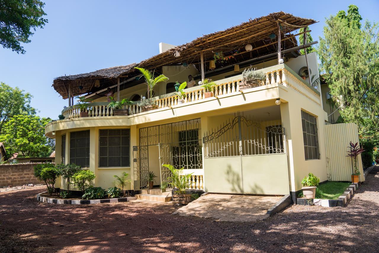 The Secret Garden Hotel Moshi Exterior foto
