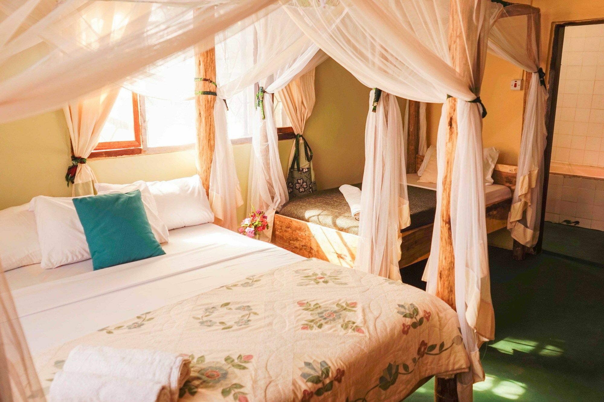 The Secret Garden Hotel Moshi Exterior foto